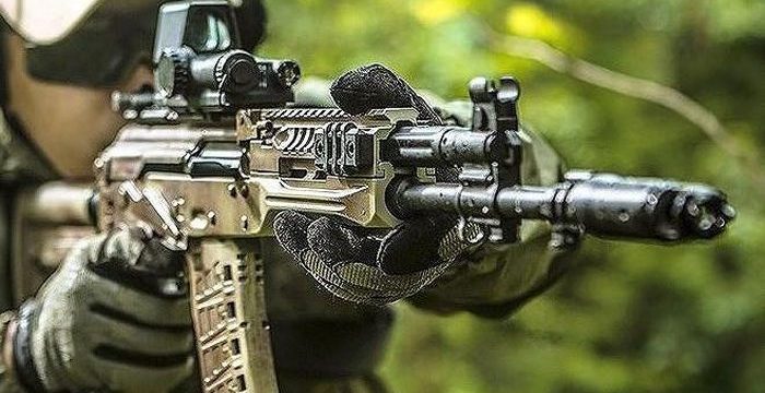Nga giới thiệu mẫu súng AK mới với thiết kế mới lạ