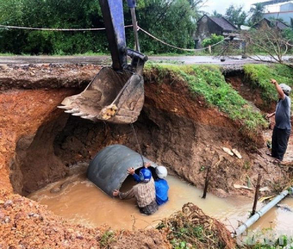 Quốc lộ 19C ở tỉnh Bình Định nhỏ hẹp và xuống cấp nghiêm trọng