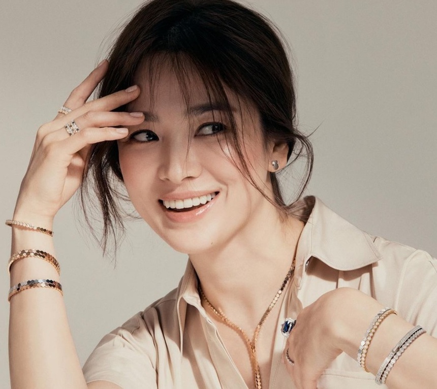 Song Hye Kyo đang cân bằng lại cuộc sống sau đổ vỡ hôn nhân.